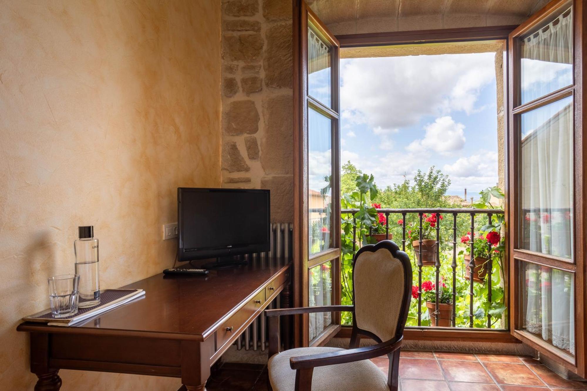Hotel Villa De Ábalos Eksteriør bilde